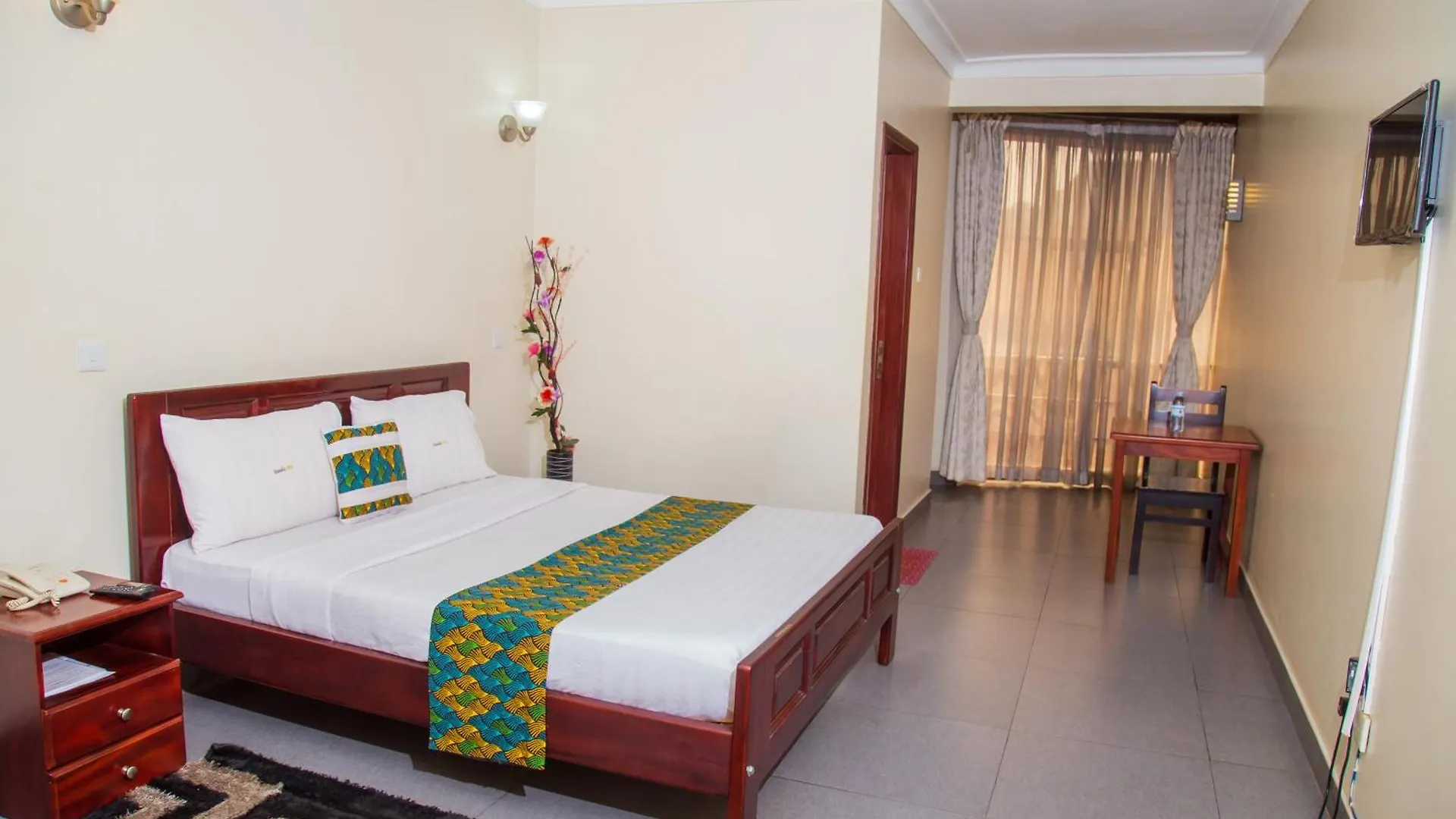 Kenendia Hotel Kampala